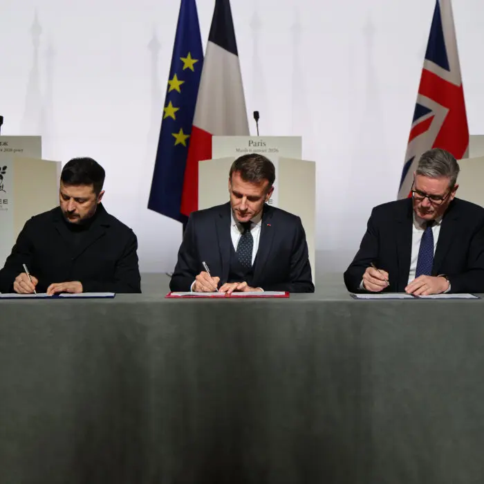 UK, France Promise Boots on the Ground in Event of Ukraine Peace Deal