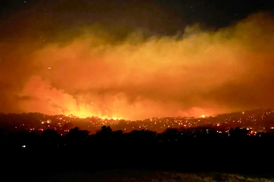 Dry Lightning Warnings as Much of Australia Braces for Extreme Heat