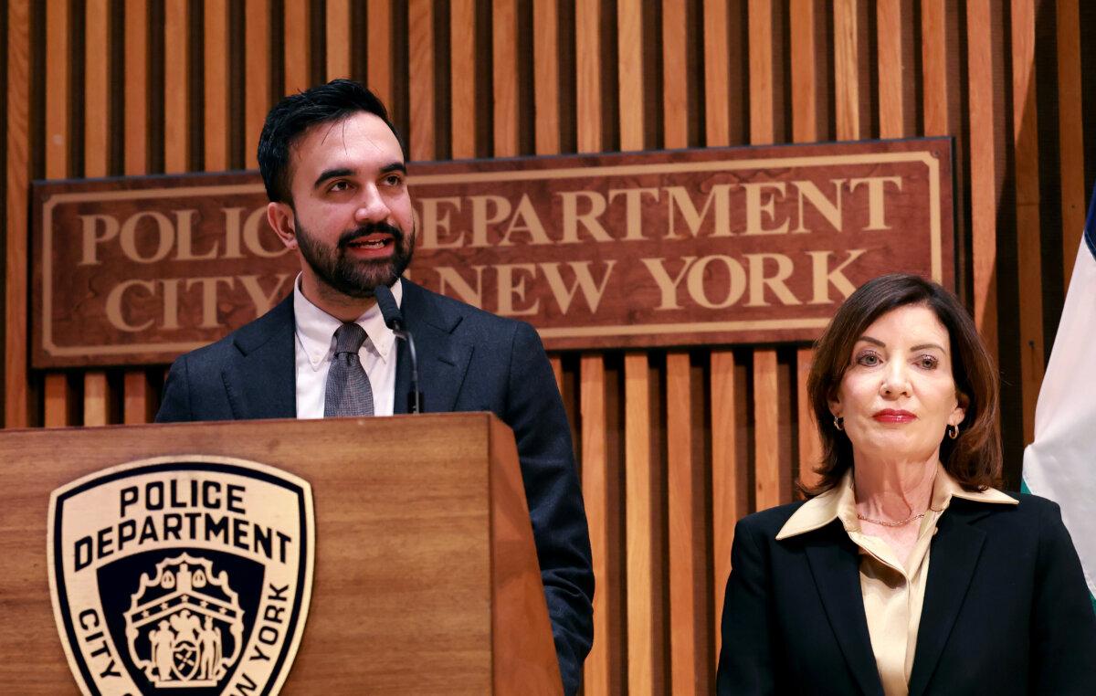 New York City Mayor Zohran Mamdani (L) and New York Gov. Kathy Hochul (R) attend a news conference at the headquarters of the NYPD in New York on Jan. 6, 2026. (Spencer Platt/Getty Images)