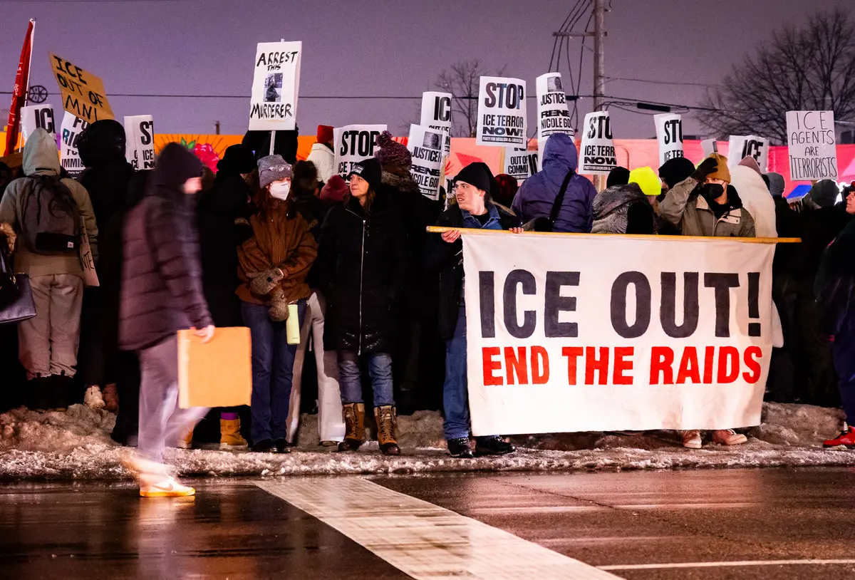 3,200 Percent Increase in Vehicular Attacks Against ICE Officers: DHS thumbnail