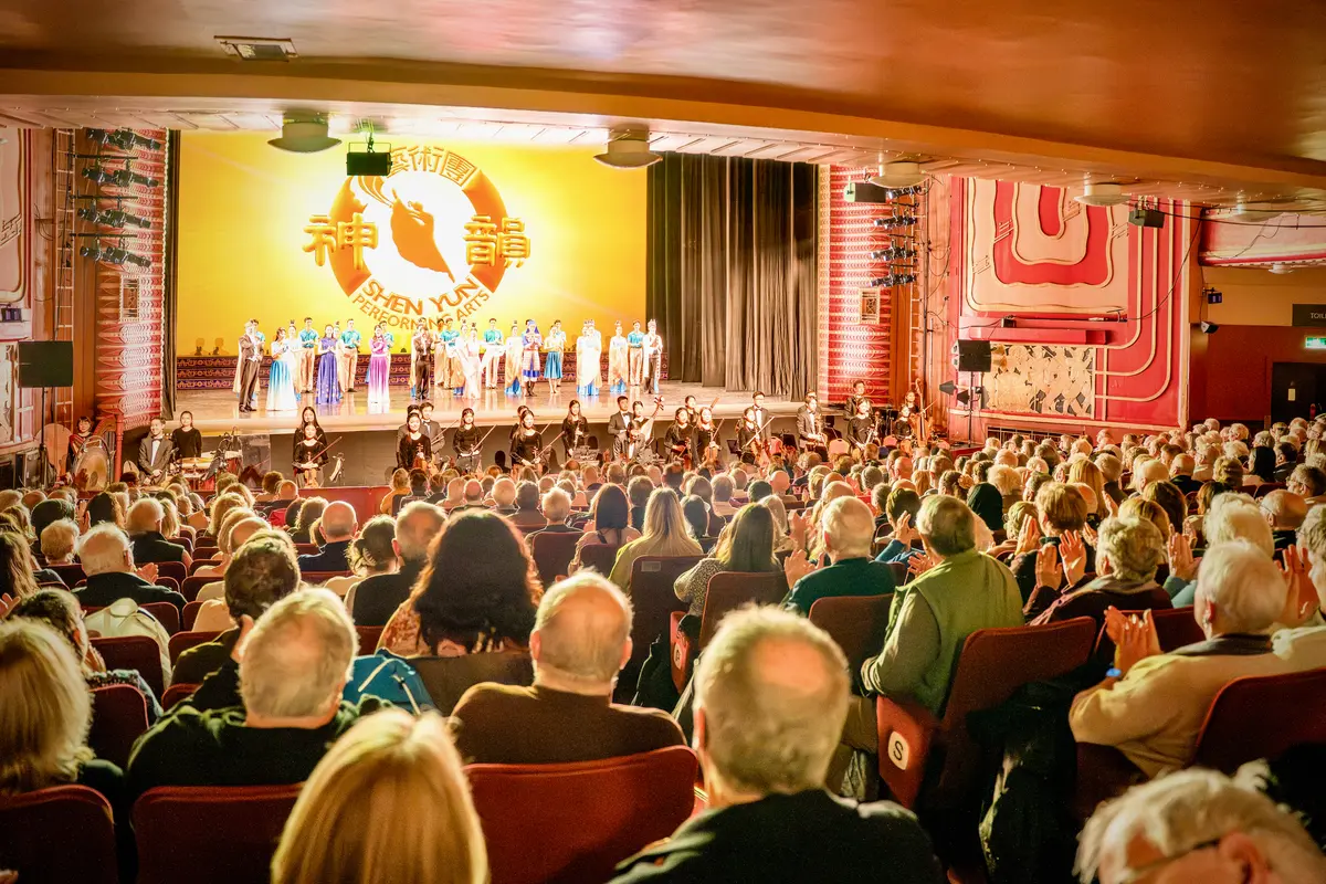 Oxford Audience Member Calls Shen Yun ‘Impressive’