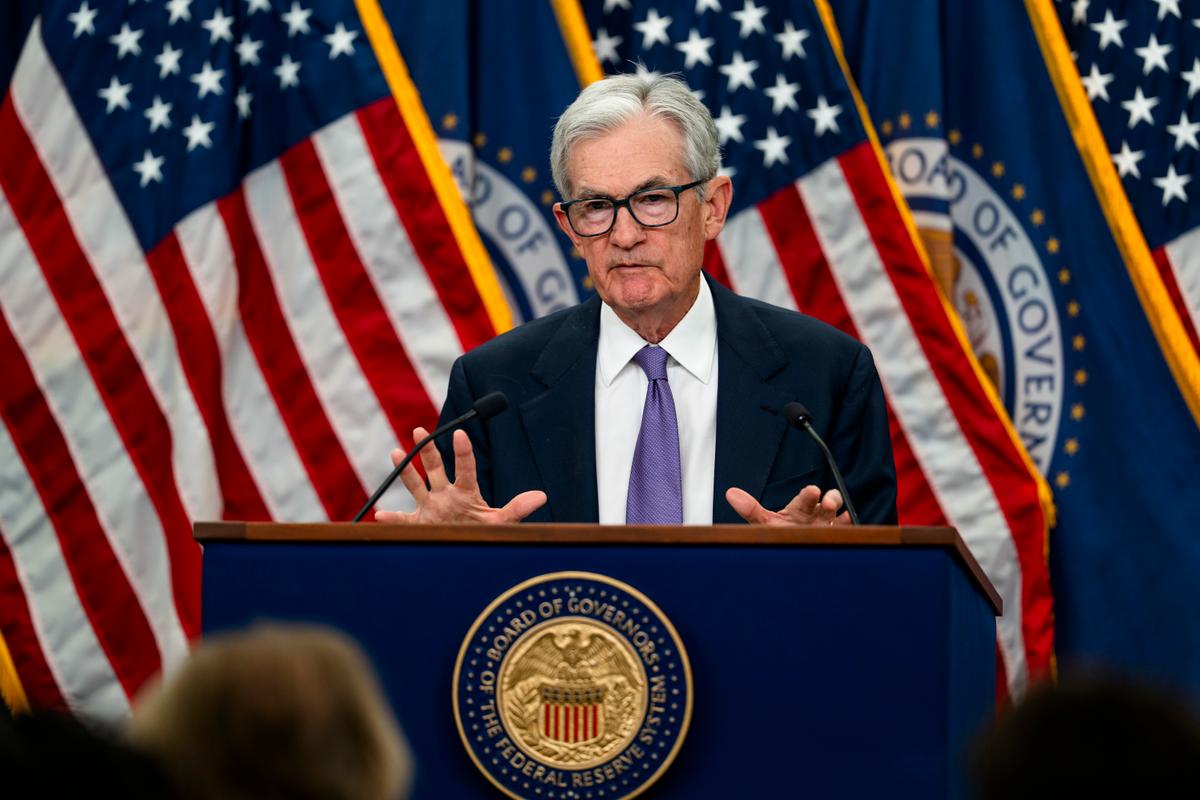Fed Chair Powell Says He’s Under Criminal Investigation thumbnail