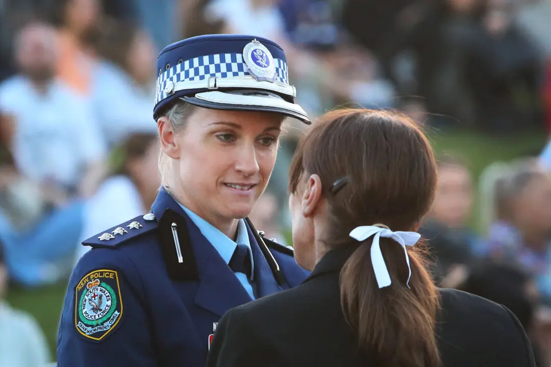 Heroic Cop Who Shot Bondi Stabber Diagnosed with Cancer