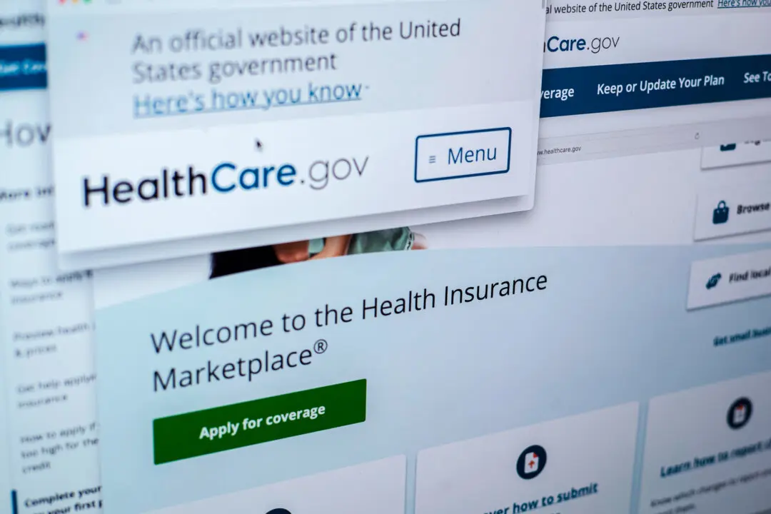 More Companies Shift Away From Traditional Group Health Insurance: Report