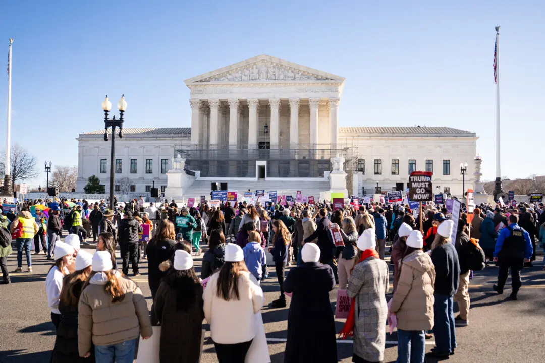 Day in Photos: Women’s Sports Trial, Trump Visits Ford, and Deer Park in Japan