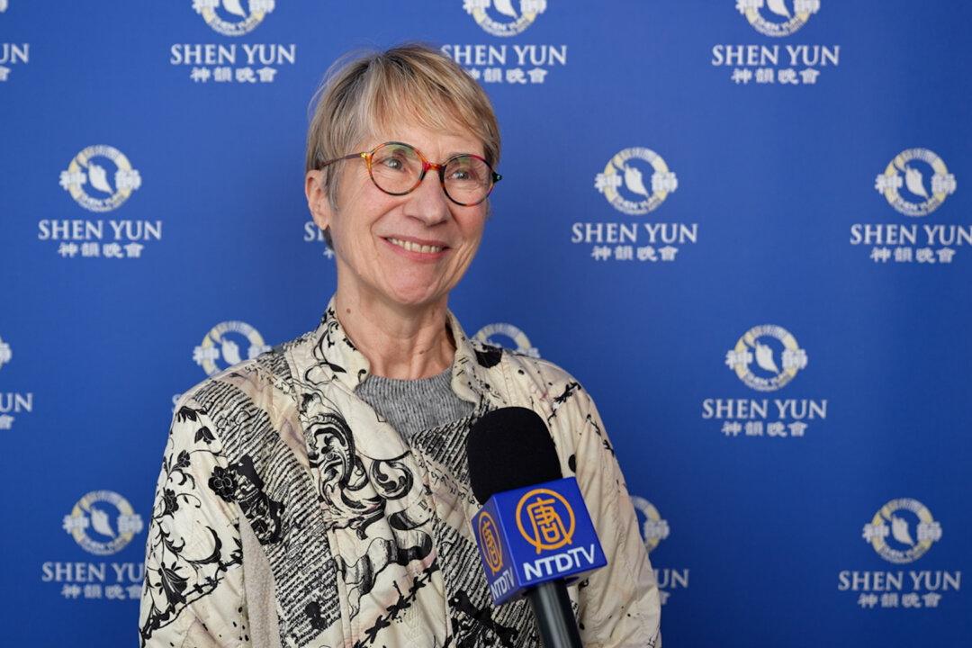 Former Classical Dancer Says She Found a ‘Very Beautiful World,’ in Shen Yun