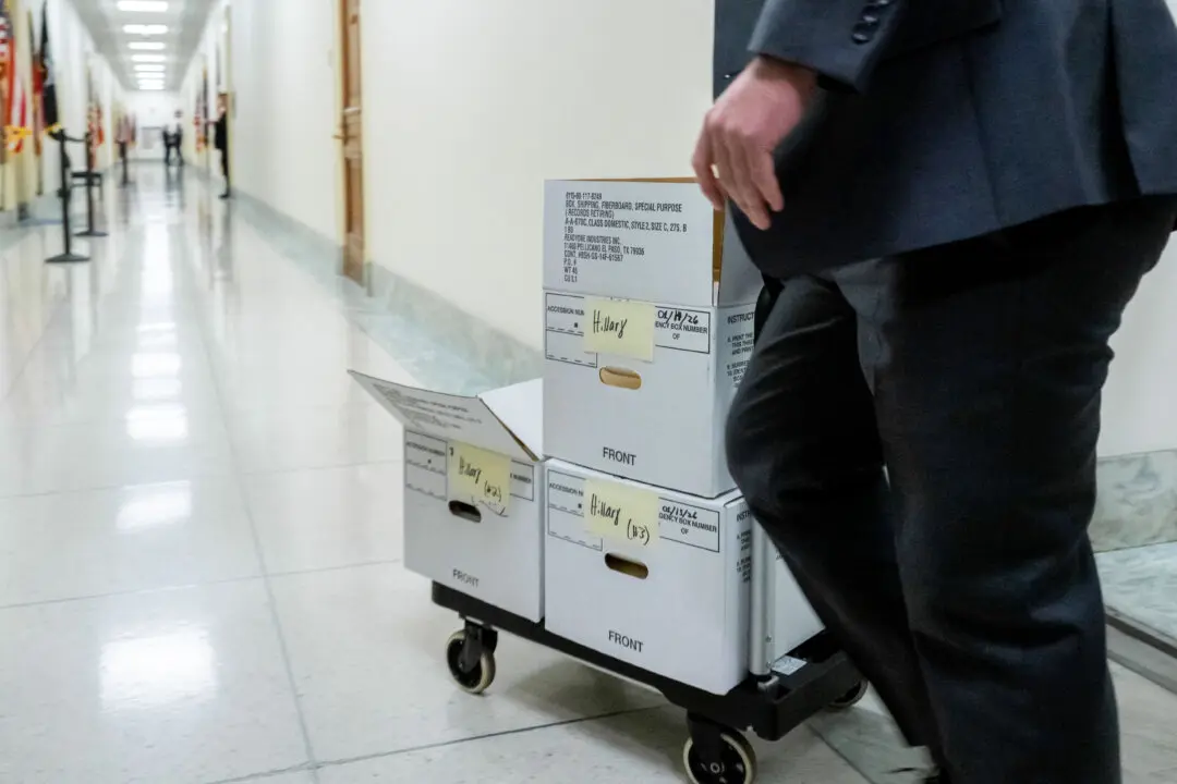House Oversight Democrats Speak to Reporters Outside Interview With Commerce Secretary Lutnick