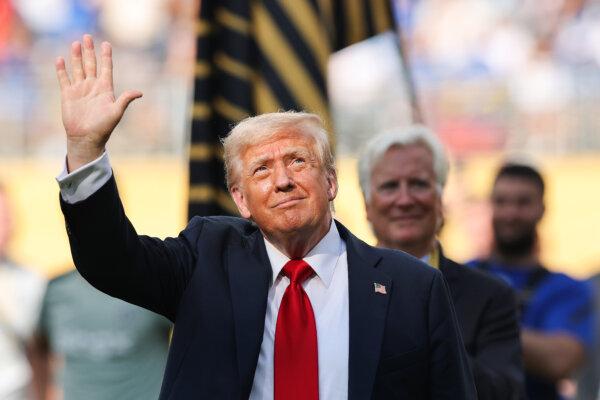 Trump Participates in the Southern Boulevard Dedication Ceremony