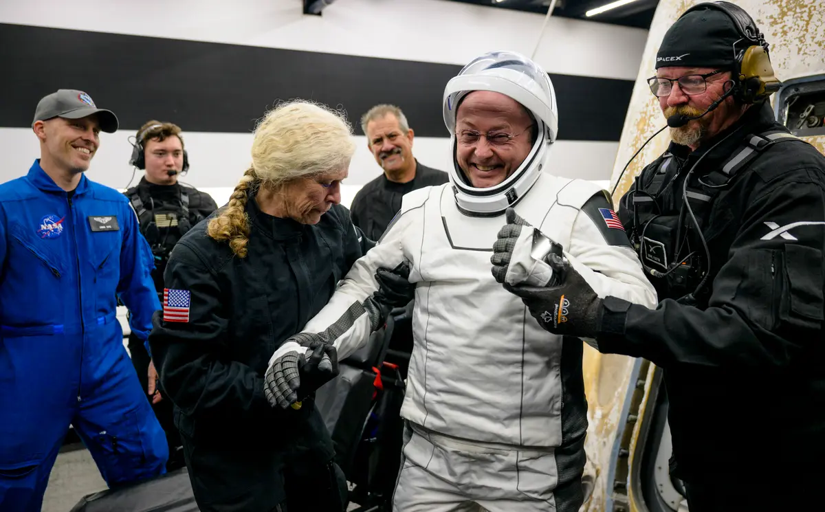 Astronauts Return to Earth After Early Departure from Space Station thumbnail