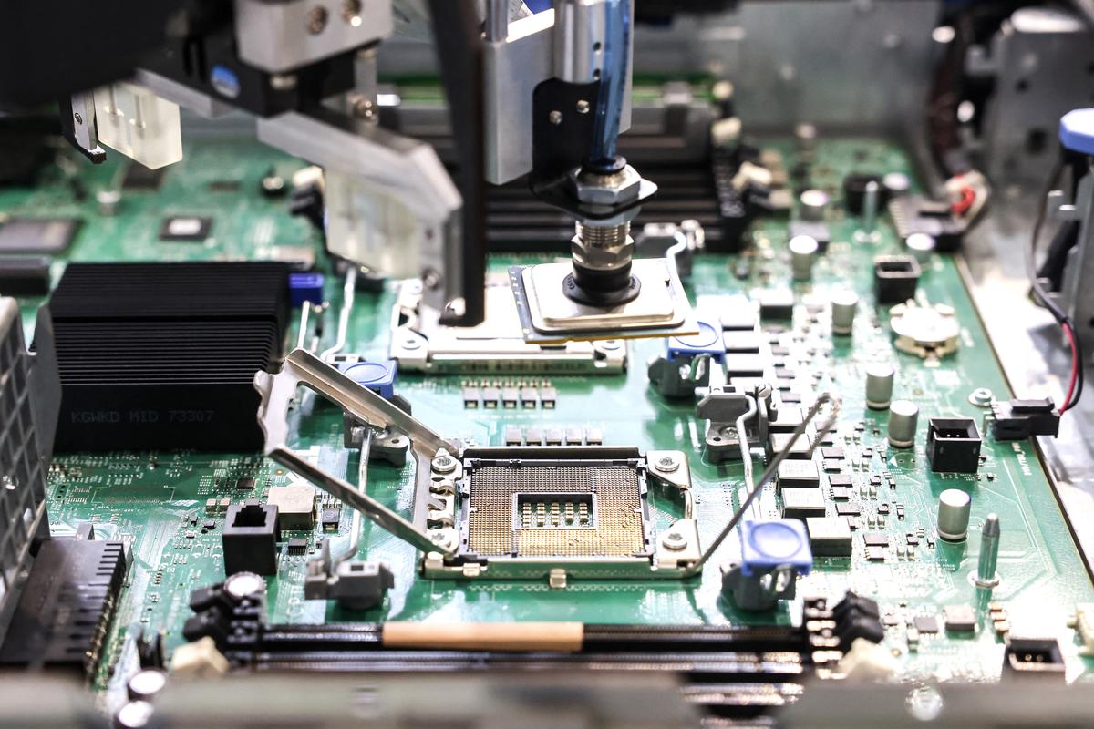 Bessent Warns Taiwan Chip Reliance Risks ‘Economic Apocalypse’