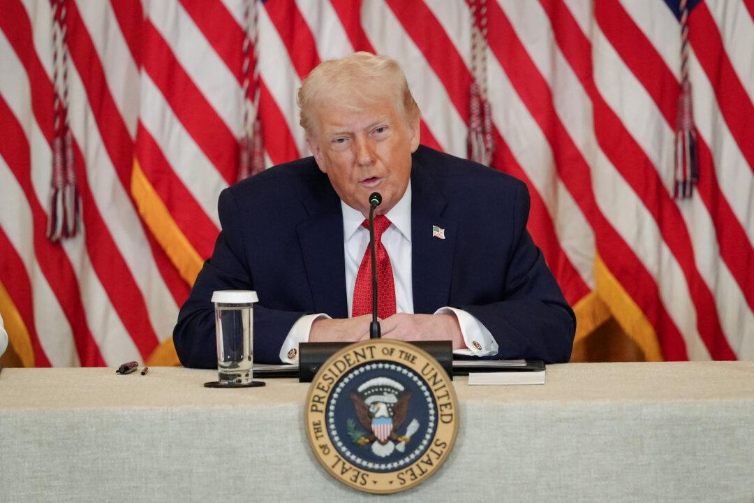 Trump Suggests Tariff for Countries That ‘Don’t Go Along With Greenland’ Plan