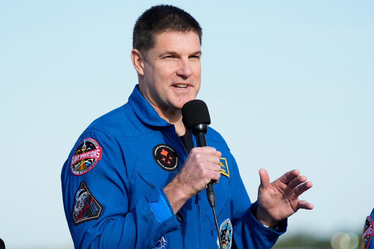 Jeremy Hansen ‘Pumped’ About Historic Trip Around the Moon