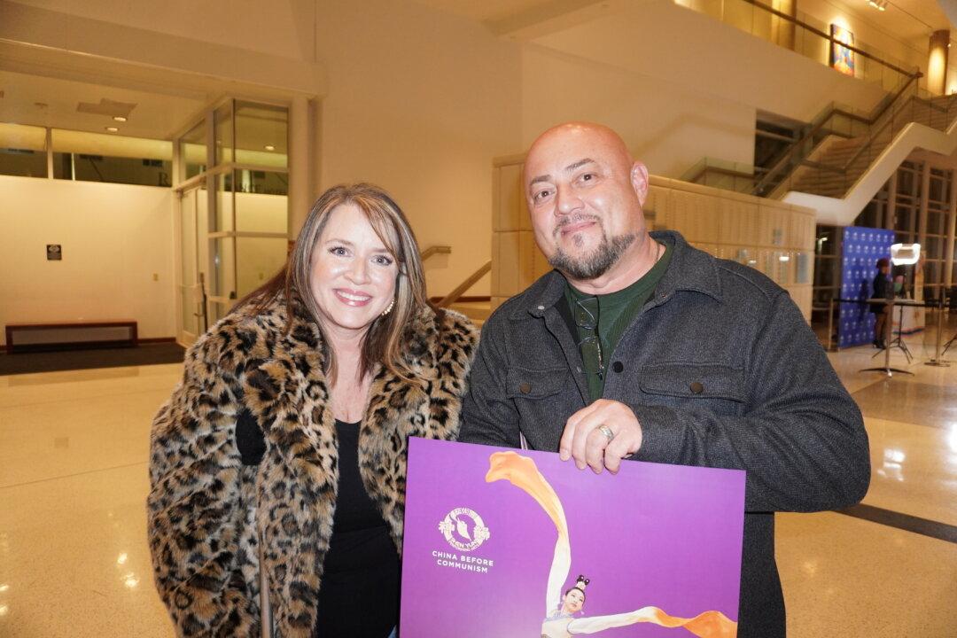 Shen Yun Is ‘A Beautiful and Uplifting Experience,’ Says Texas Theatergoer