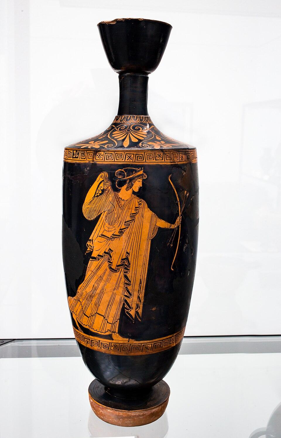 "Artemis," circa 480 B.C.–470 B.C. This Athenian lekythos depicts a dynamic Artemis taking two arrows out of her quiver and preparing to fire another. Staatliche Antikensammlungen, Munich. (<a href="https://commons.wikimedia.org/wiki/User:ArchaiOptix">ArchaiOptix</a>/<a href="https://creativecommons.org/licenses/by-sa/4.0/deed.en">CC BY-SA 4.0</a>)