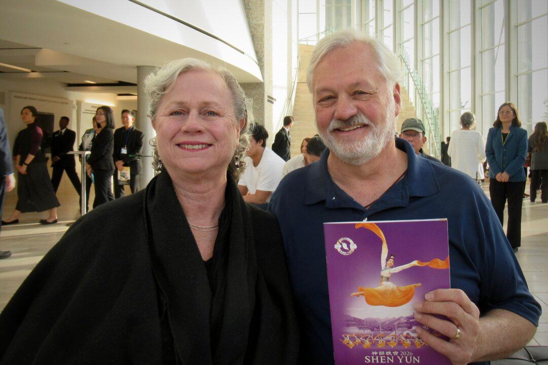 Former Hollywood Writer–Producer Says the Depth of Chinese Culture ‘Is Beautifully Revealed’ Through Shen Yun