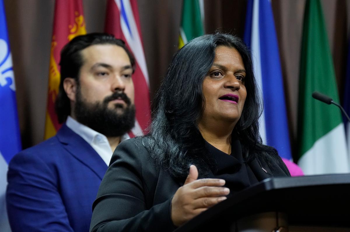 Layoff Notices Sent to Thousands of Federal Government Workers