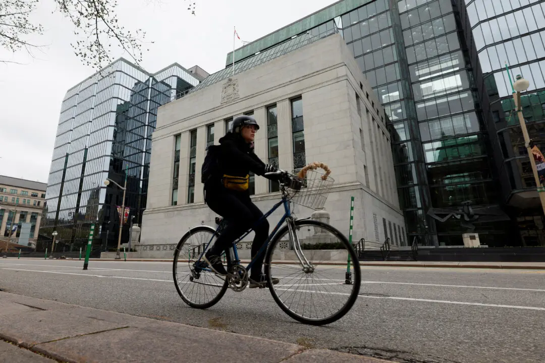 Majority of Canadians Favour 2 Percent Inflation Target, Bank of Canada Says