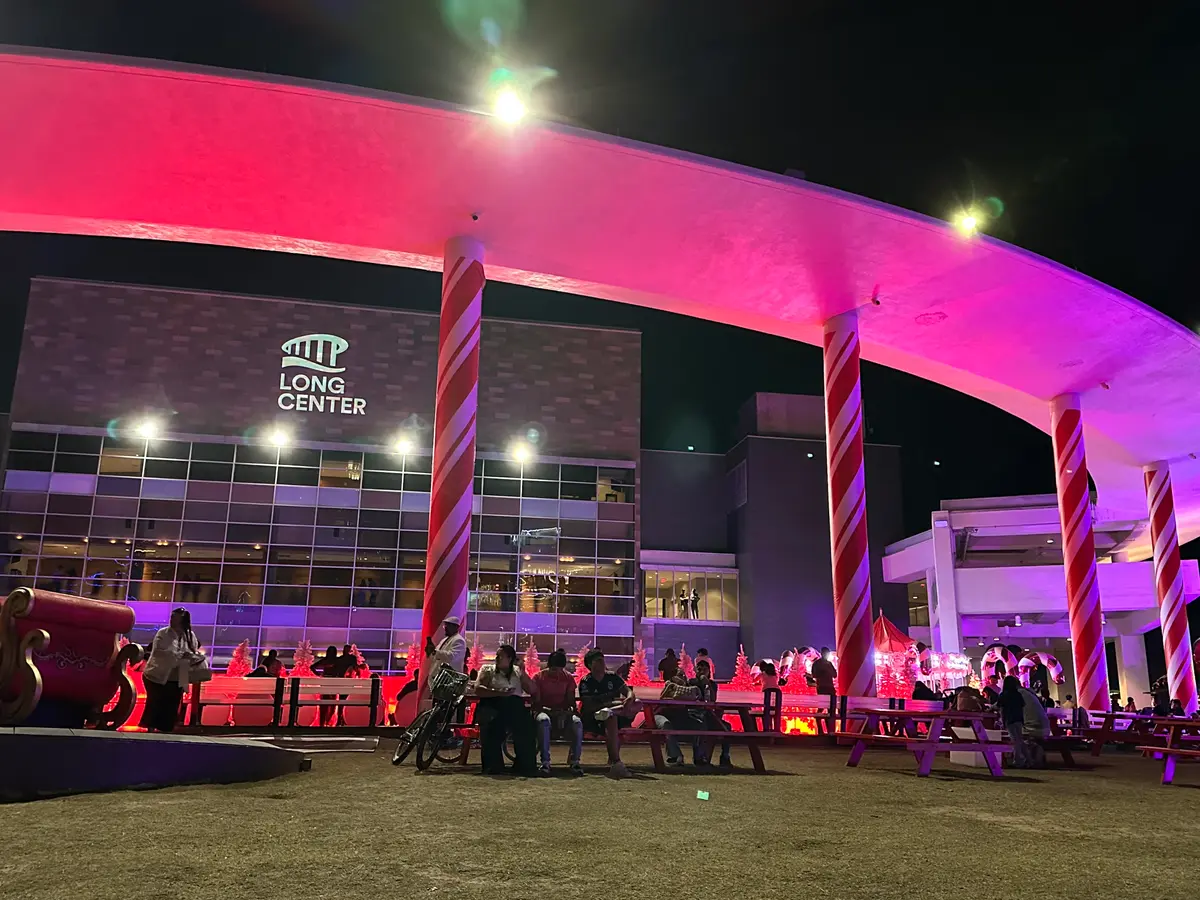 Shen Yun Tickets Are ‘Totally Worth It on Every Level,’ Says Texas Theatergoer