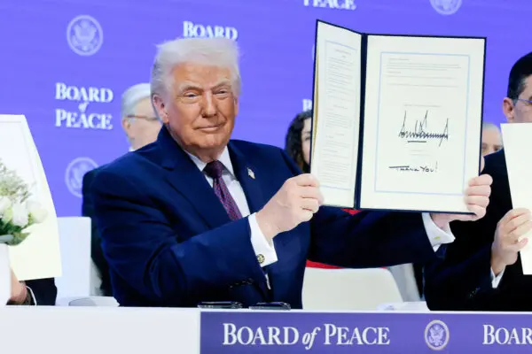 Trump and Board of Peace Partners Sign Founding Charter; Major Winter Storm to Bring Heavy Snow | NTD Good Morning (Jan. 22)