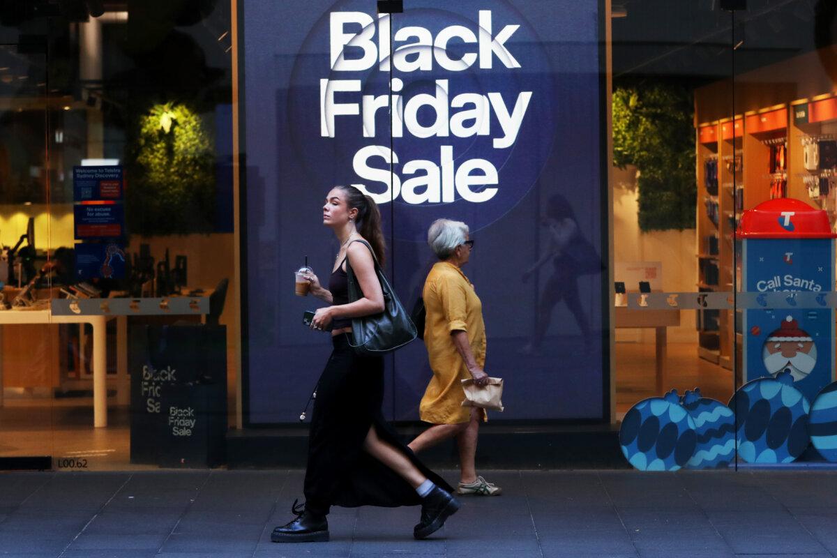 Shoppers and pedestrians move through the Pitt Street Mall in Sydney, Australia, on Nov. 28, 2025. (Lisa Maree Williams/Getty Images)