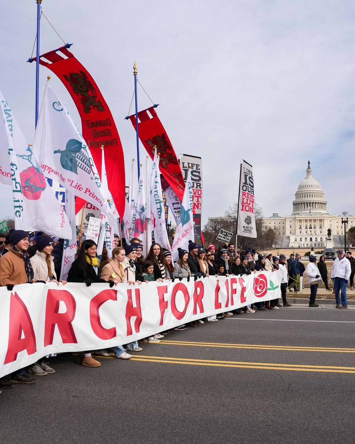 Day in Photos: March for Life in Washington, No-Confidence Motion in France, and Danish Prime Minister Visits Greenland