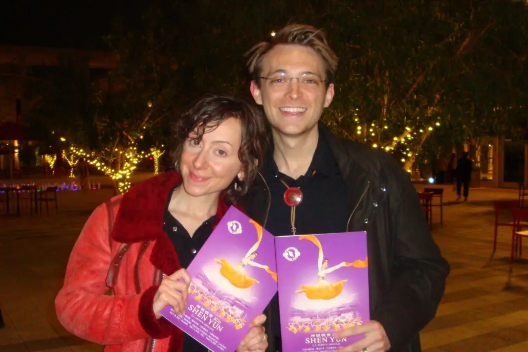 Filmaker Calls Shen Yun’s Dance ‘Gorgeous and Monumental’