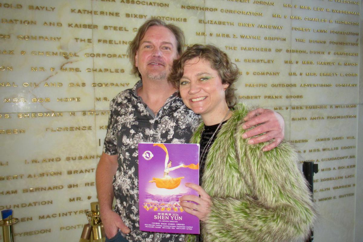 Audience Member Says Shen Yun Can ‘Bring This World Back Into Sync’