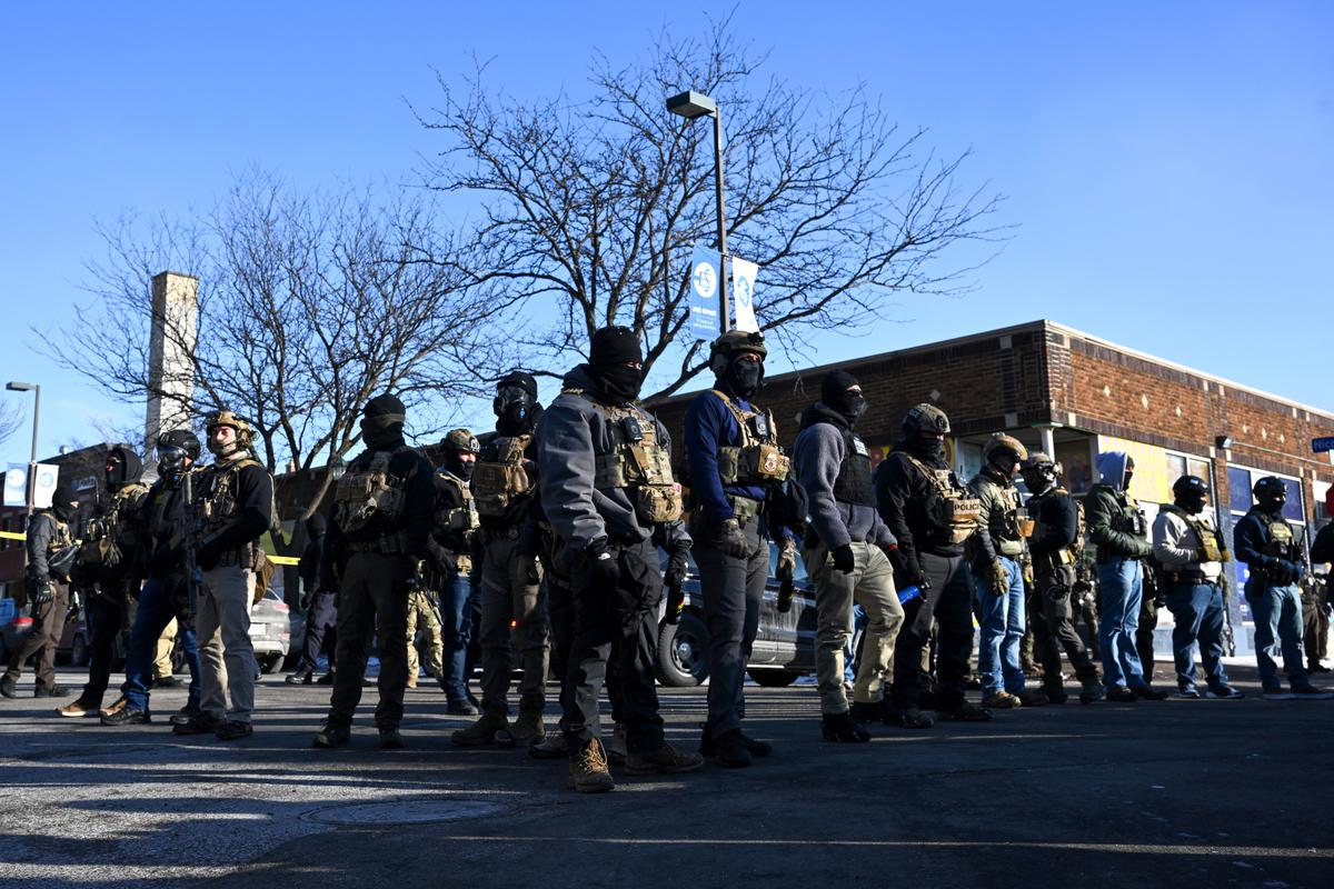 Appeals Court Sides With Trump Admin to Lift Minnesota Protest Curbs on ICE Agents