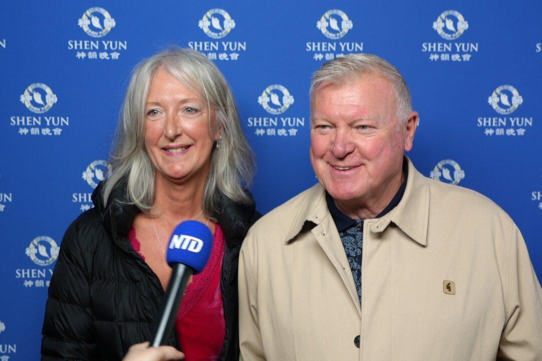 Couple Says Chinese Culture Has Important Message for People Today to Be Kinder