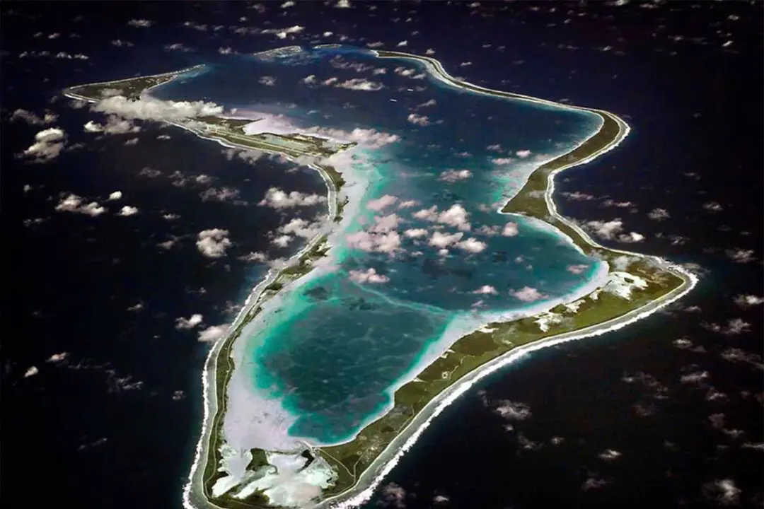 Why Trump Wants UK to Keep the Chagos Islands: What to Know
