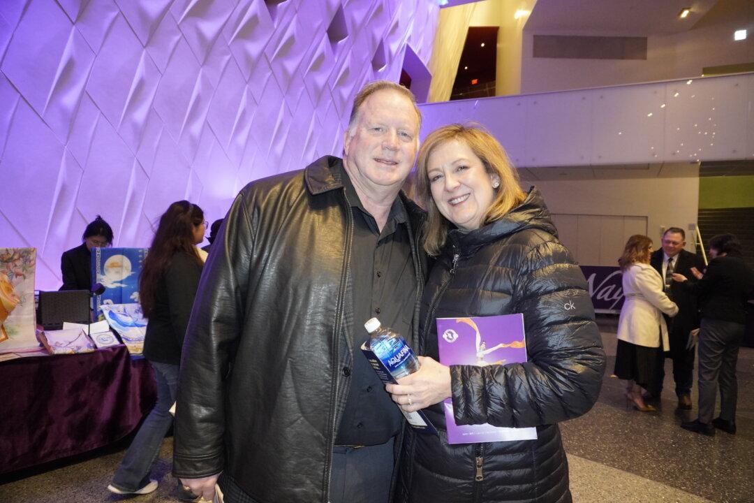 ‘I Enjoyed Every Second’: Software Company Owner Praises Shen Yun’s Beauty, Grace, Kindness