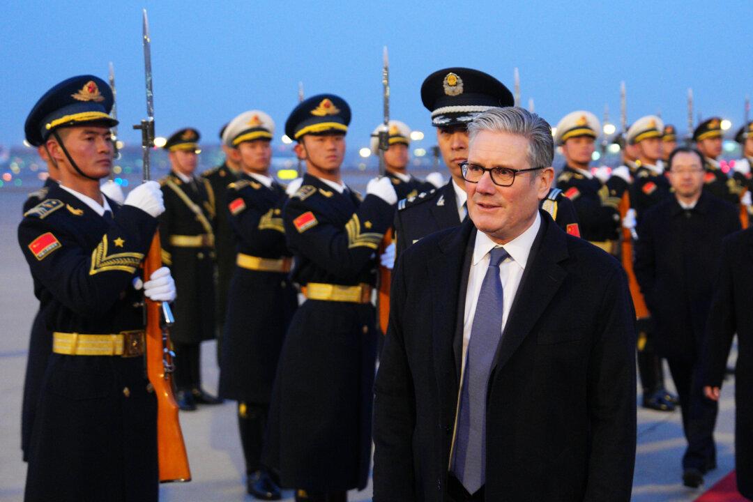 Starmer Arrives in China, Promising to Make ‘Real Progress’ With Xi Jinping
