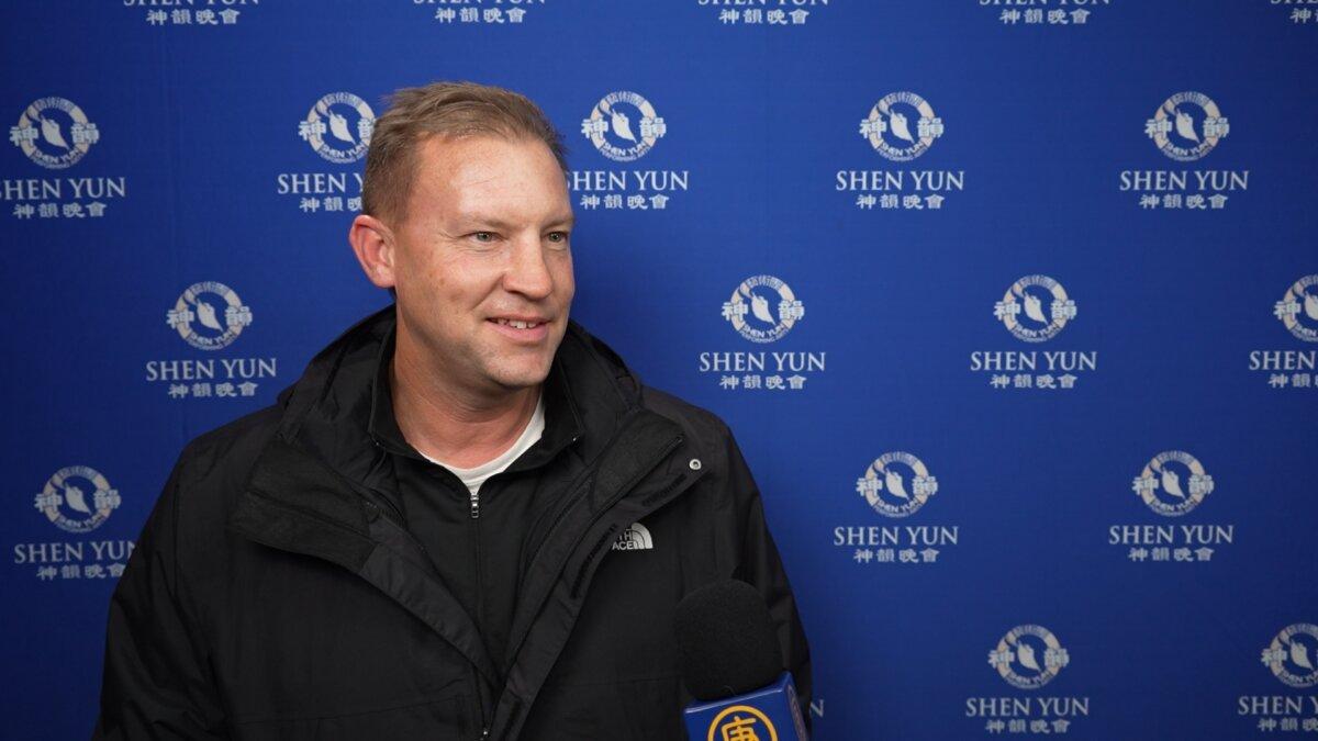 Andrew Huston at the Shen Yun Performing Arts performance at Cobb Energy Performing Arts Centre on Jan. 28, 2026. (NTD)