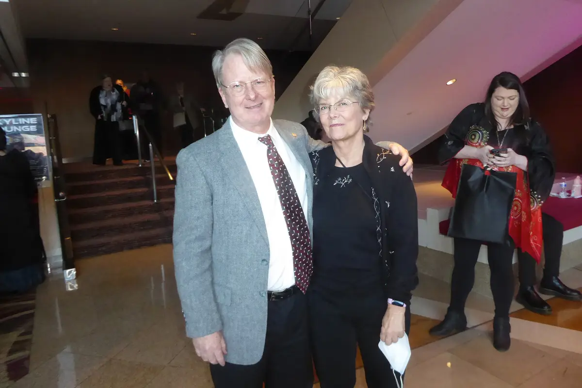 Theatergoer Says Shen Yun Is ‘Amazing’