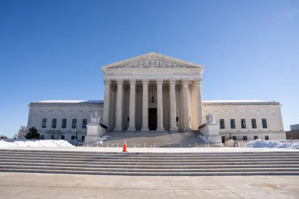 Supreme Court Rejects Trump’s Tariffs in Landmark Decision; Police Continue Search of Former Prince Andrew’s Former Home