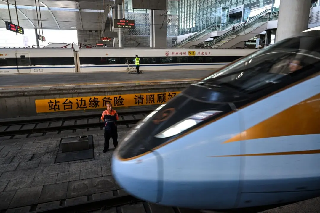 Smart Rail Project in China Ends in Closure, Debt, and Silence 3 Years After Opening
