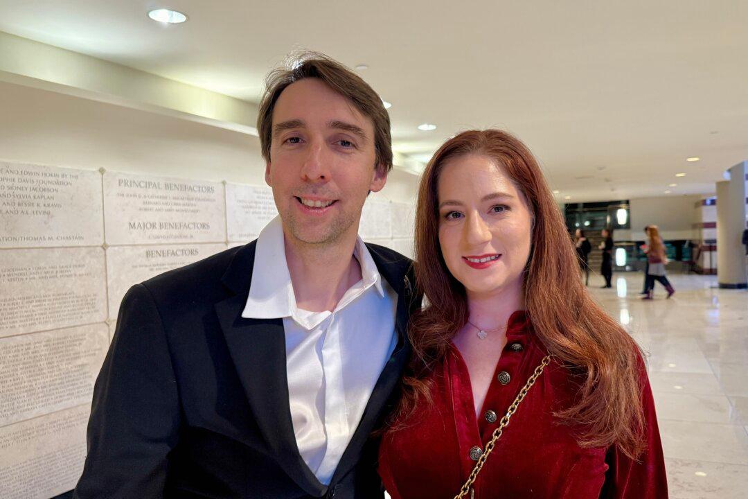 Shen Yun Performing Arts ‘Second to None,' Says Filmmaker