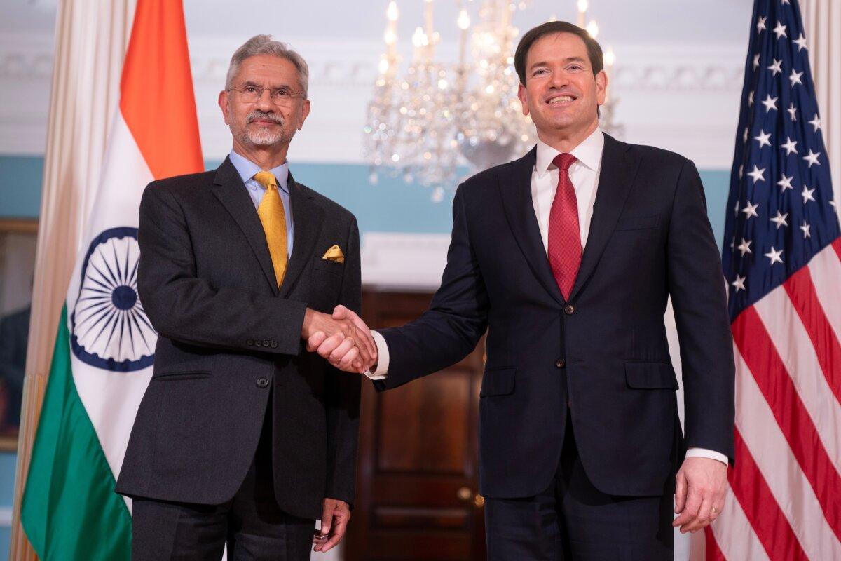 U.S. Secretary of State Marco Rubio (R) shakes hands with Indian External Affairs Minister Subrahmanyam Jaishankar at the State Department in Washington on Feb. 3, 2026. (Nathan Howard/AP Photo)