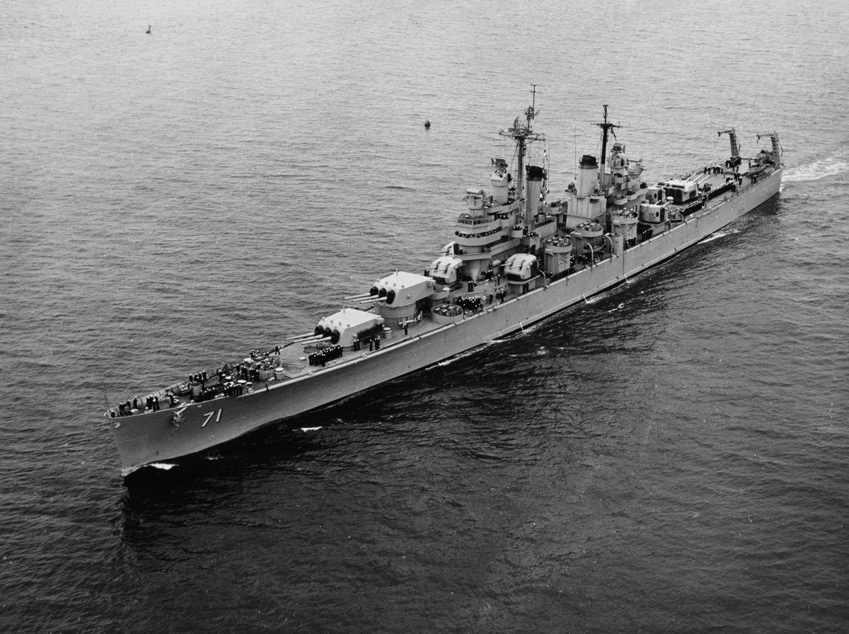 The U.S. Navy heavy cruiser USS Quincy (CA-71) underway in the Pacific Ocean during 1952 to 1954. U.S. Navy. (Public Domain)