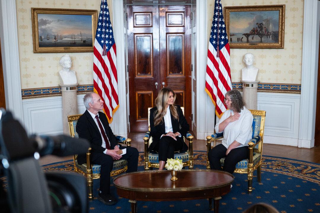 First Lady Hosts Freed American-Israeli Hostage at the White House