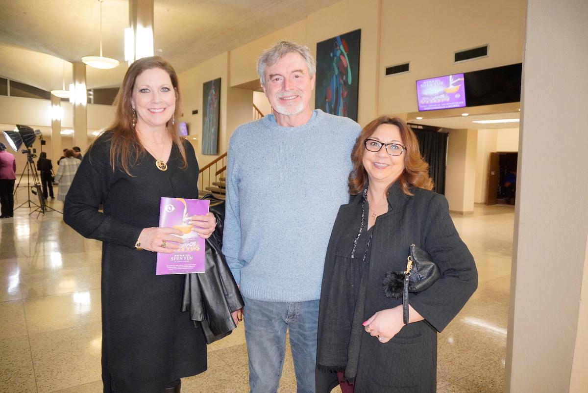 California Theatergoer Feels a Connection With Shen Yun