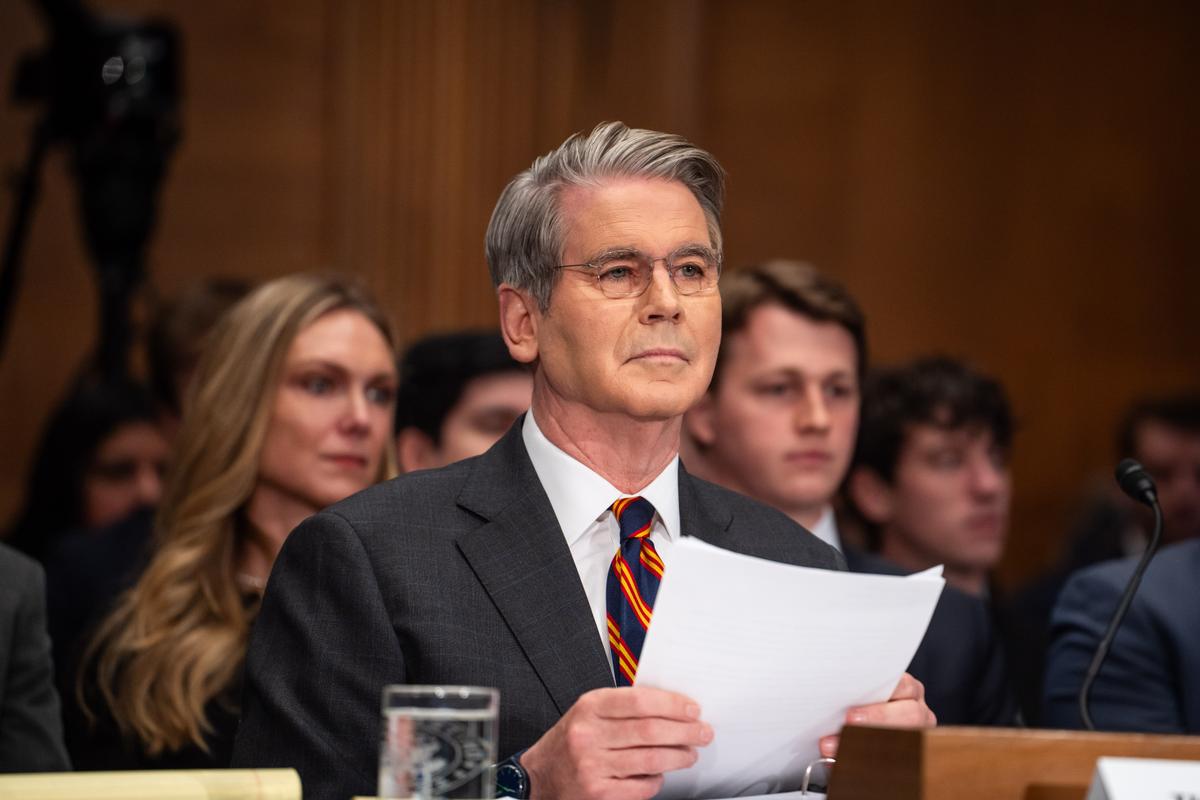 Bessent Says Budget Reconciliation Could Advance New Trump Retirement Plan