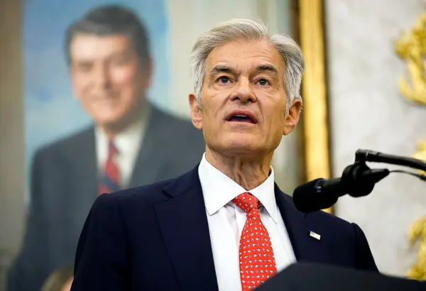 Dr. Oz Holds White House Press Briefing (June 2)