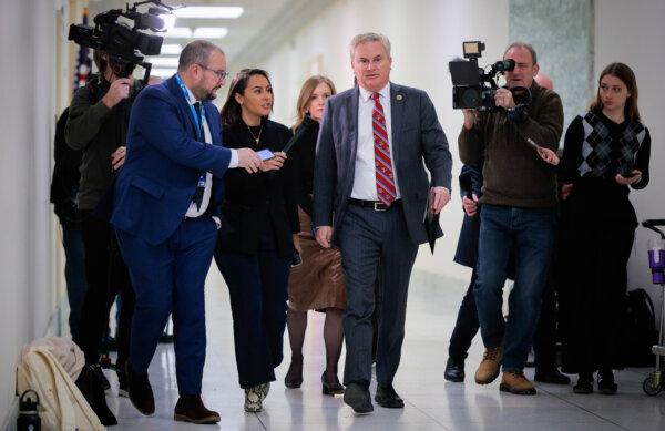 Mexico Suspends Oil Shipments to Cuba After US Threatens Tariffs