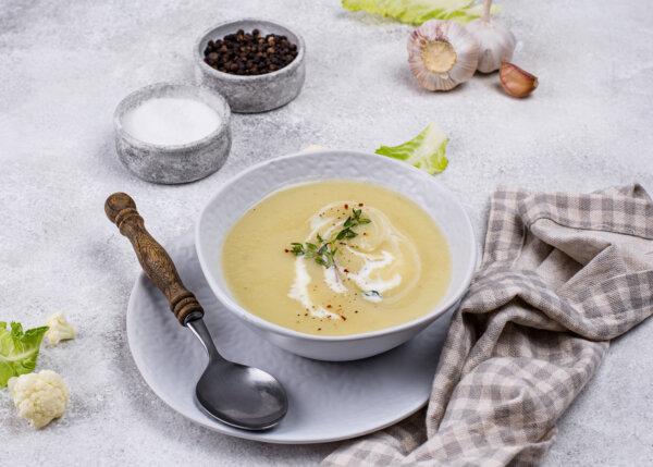 Cauliflower, Chive, and Miso Vegetarian Gut-Healing Soup in Under 20 Minutes