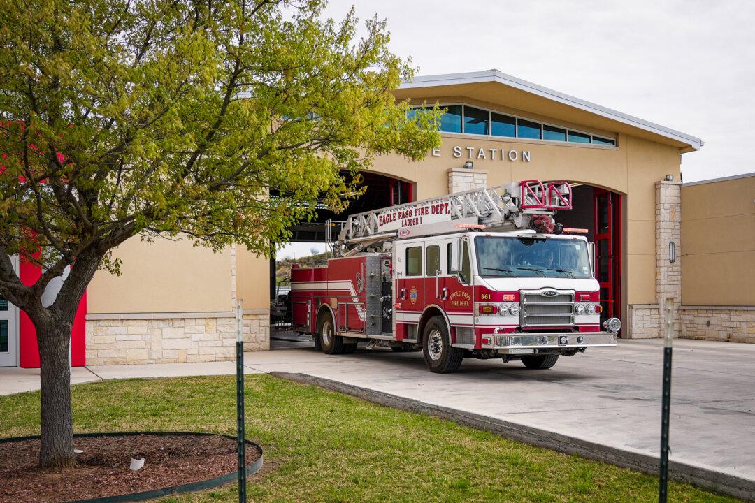 (Left) Manuel Mello, fire chief of Eagle Pass Fire Department in Eagle Pass, Texas, on Jan. 29, 2026. Mello said his department received as many as six calls a day for drownings along the Rio Grande in 2022; however, the number dropped to about six for the entire year in 2025. (Right) The main fire station in Eagle Pass, Texas, on Feb. 29, 2024. (Samira Bouaou, Charlotte Cuthbertson/The Epoch Times)