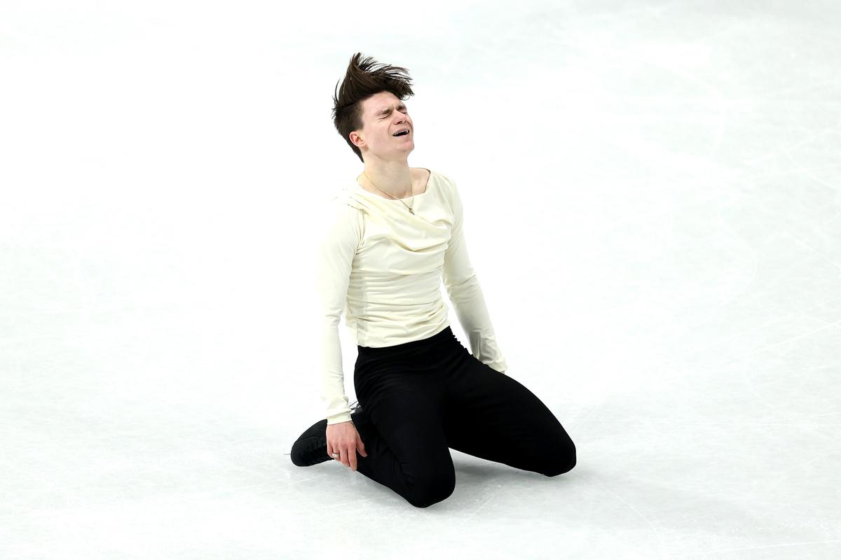 Figure Skater Naumov Driven by Memory of Late Parents in Emotional Olympic Debut
