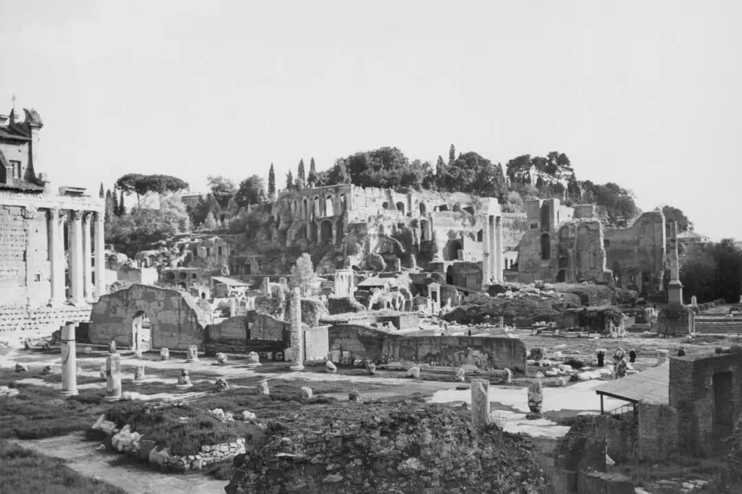 How Rome’s Middle Class Lived—and What Happened When It Fell