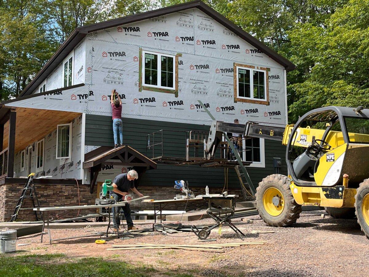 Buildings on site were remodeled to make the spaces feel more welcoming. (Courtesy of Refuge Mountain Ranch)