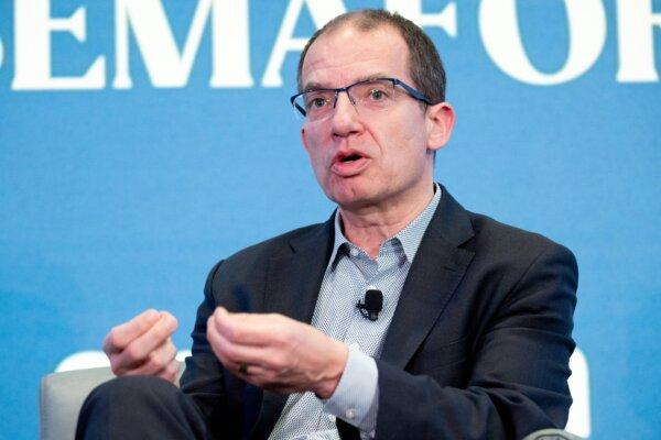 Moderna Projects More Growth Outside US After FDA Rejects Influenza Vaccine